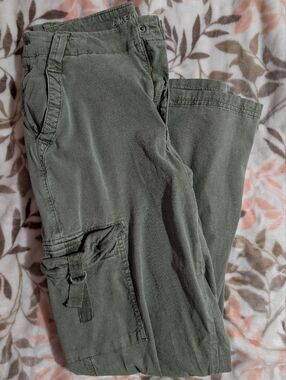 American Eagle Olive Green Stretch Cargo Pants